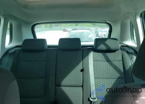 2009 Volkswagen Tiguan S из США, поврежденный, VIN WVGAV75N39W003838